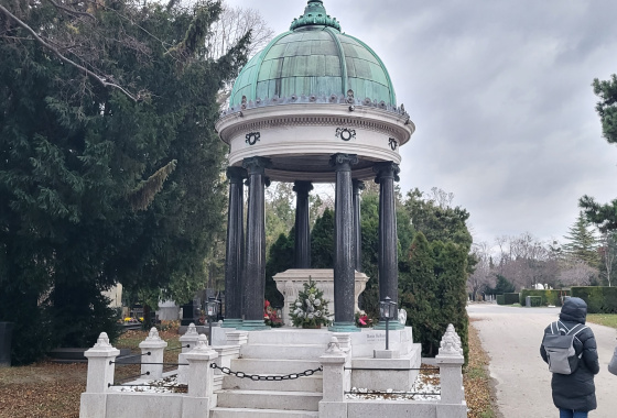 Central Cemetery Vienna (Zentralfriedhof) Tour 2